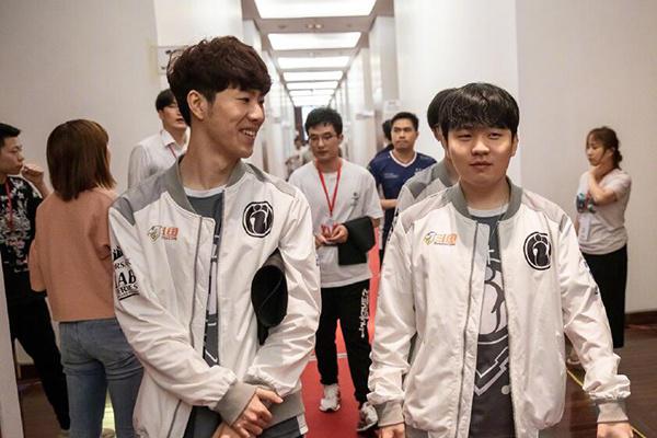 FURIA Esports 将 Astralis 从 IEM Cologne 2025 小组赛中淘汰