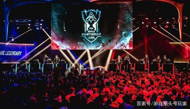 JDG赛后群访 教练：选手们表现很出色了 BP部分处于一些劣势