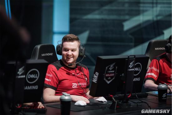 老虎机输赢平滑：连续小奖如何掩盖结构性亏损？（连续小额中奖如何掩饰老虎机的结构性亏损？）