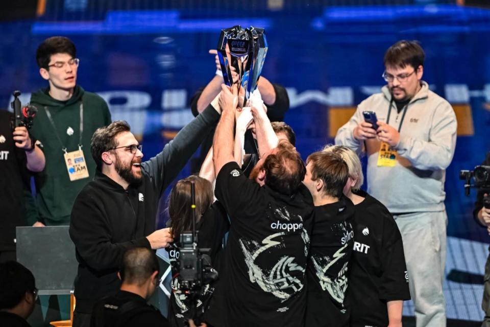 扑克中的博弈平衡（扑克博弈的均衡策略）