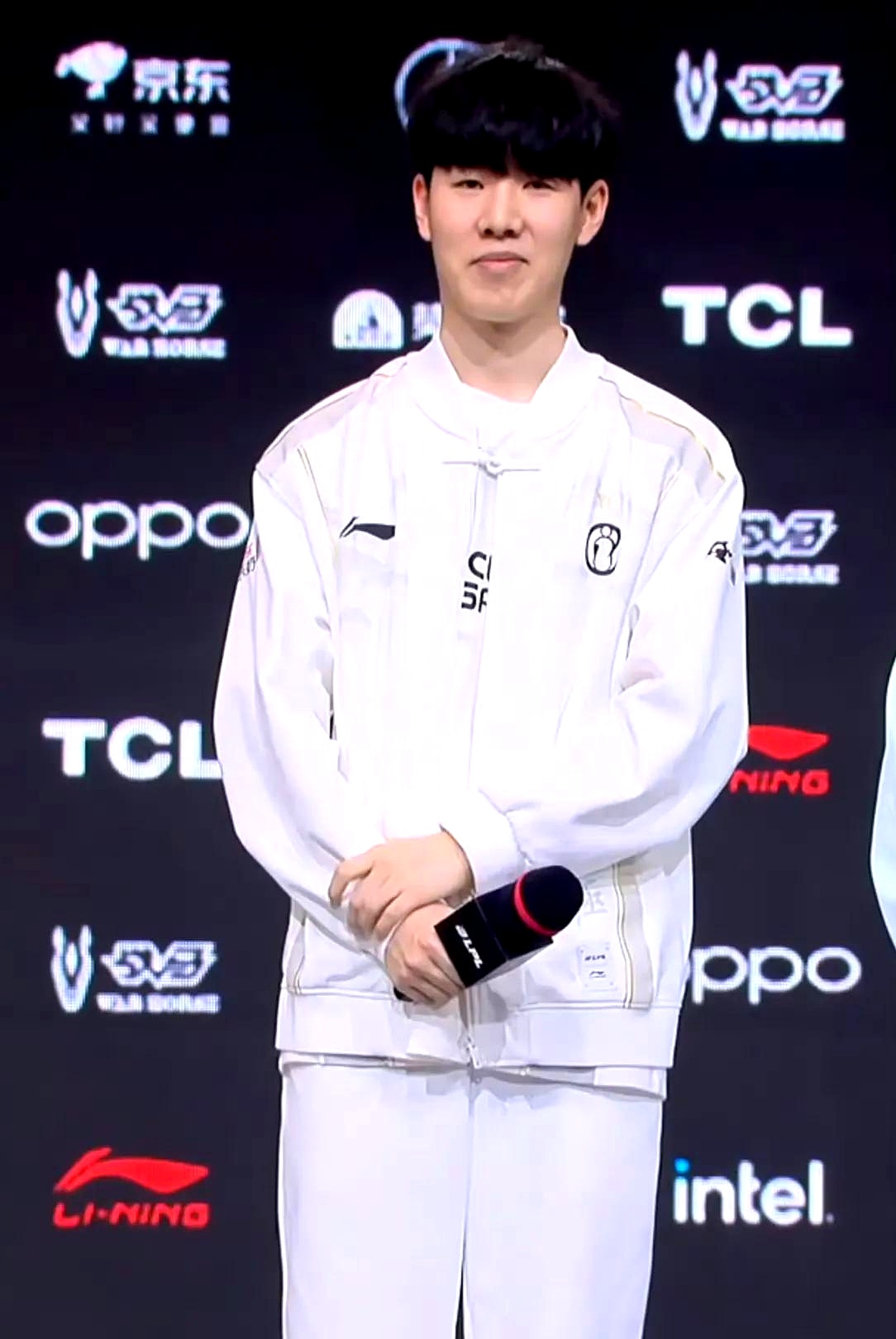 战胜“上头”（Tilt）：职业选手控制情绪的三个黄金法则。（克服上头（Tilt）：职业选手情绪管理的三大黄金法则）