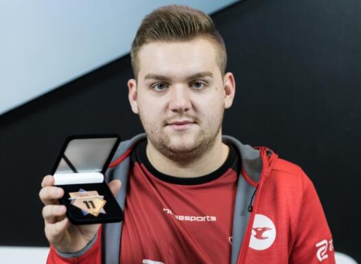 炸金花策略不是比胆大（炸金花胜负不在胆量）